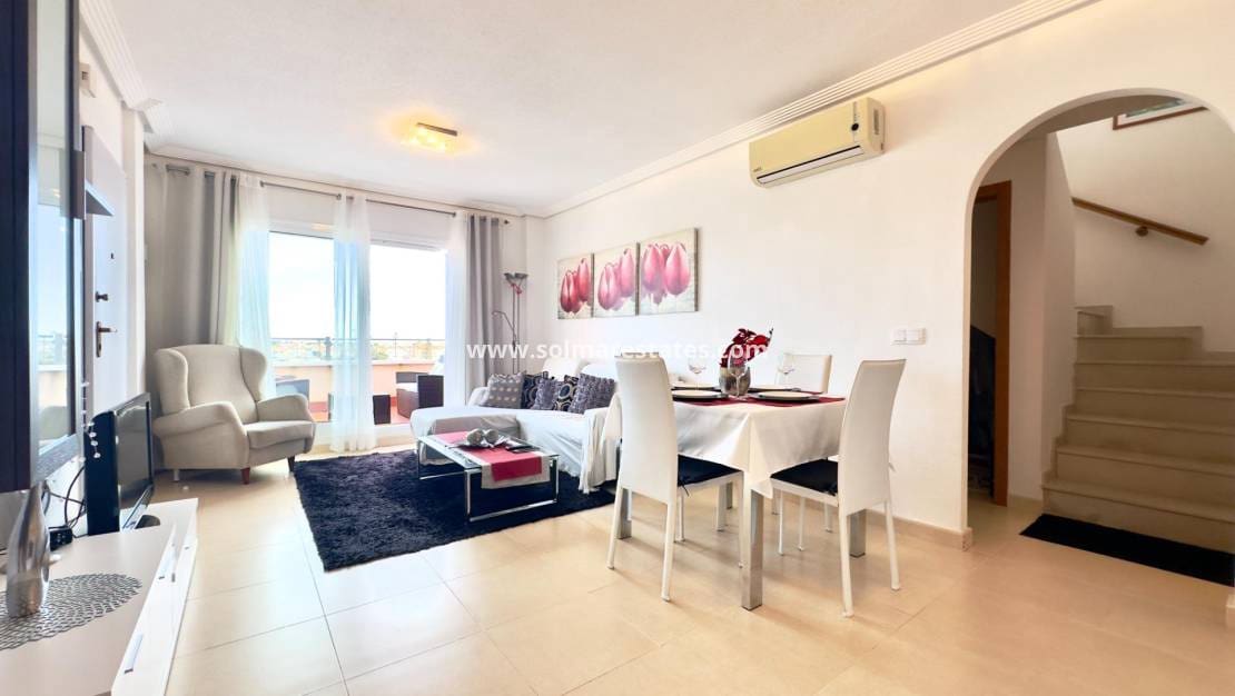 2 sovrum Lägenhet till salu i Playa Flamenca med pool - 229 900 € (Ref: 10025995)
