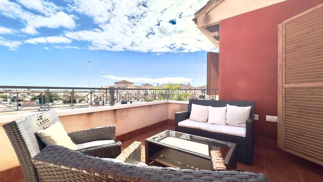 2 sovrum Lägenhet till salu i Playa Flamenca med pool - 229 900 € (Ref: 10025995)