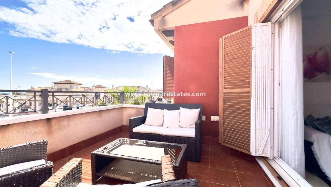 2 sovrum Lägenhet till salu i Playa Flamenca med pool - 229 900 € (Ref: 10025995)