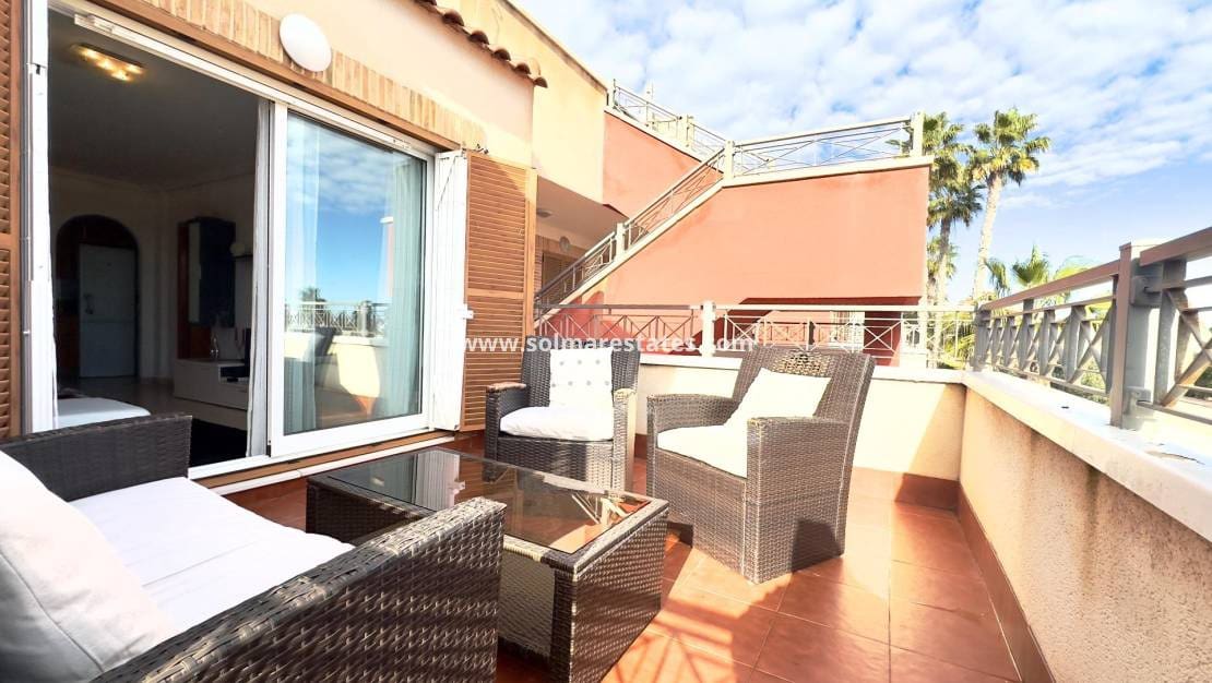 2 sovrum Lägenhet till salu i Playa Flamenca med pool - 229 900 € (Ref: 10025995)
