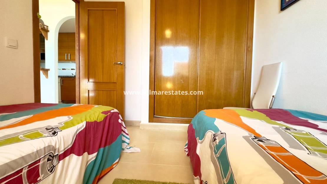 2 sovrum Lägenhet till salu i Playa Flamenca med pool - 229 900 € (Ref: 10025995)