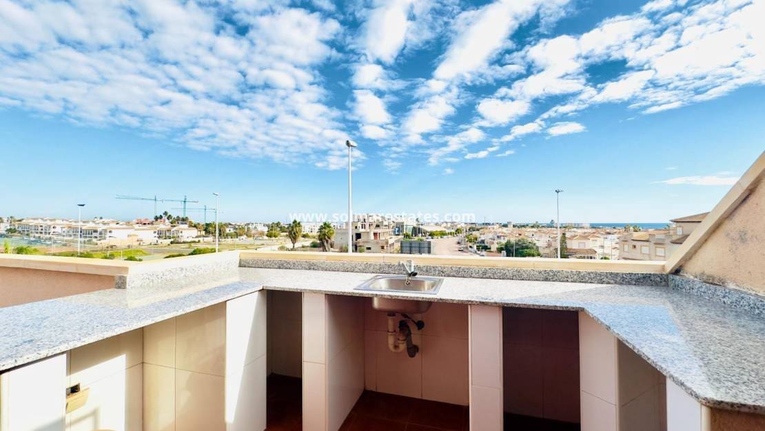 2 sovrum Lägenhet till salu i Playa Flamenca med pool - 229 900 € (Ref: 10025995)
