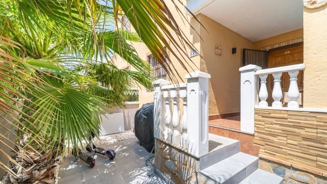 3 chambre Villa/Maison Semi-Mitoyenne à vendre à Doña Pepa, Rojales avec piscine - 279 000 € (Ref: 10025996)