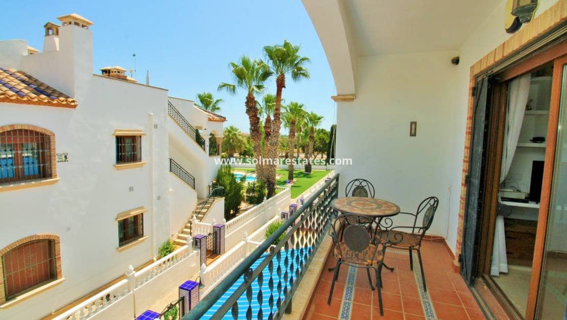 2 soveværelse Lejlighed til salg i Villamartin med swimmingpool - € 184.950 (Ref: 10026487)