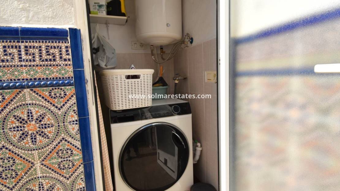 2 chambre Villa/Maison Semi-Mitoyenne à vendre à Playa Flamenca avec piscine - 275 000 € (Ref: 10026488)