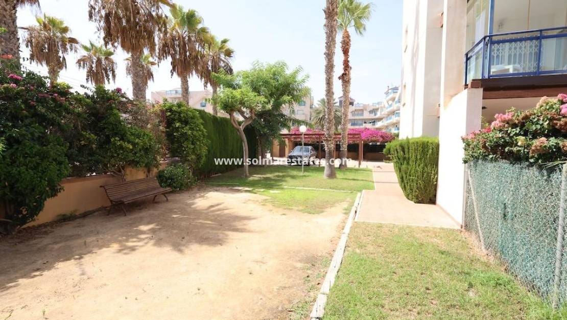 2 bedroom Apartment for sale in Cabo Roig with pool - € 249,900 (Ref: 10030881)