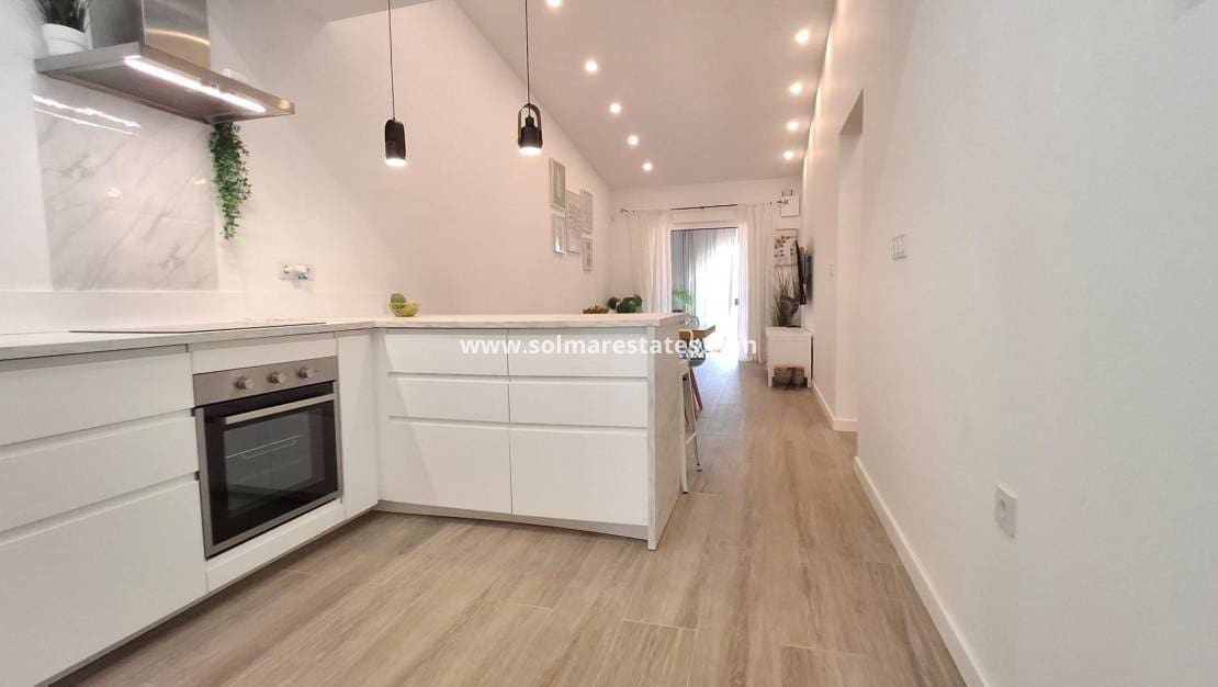 2 slaapkamer Bungalow te koop in Playa Flamenca - € 204.000 (Ref: 10030996)