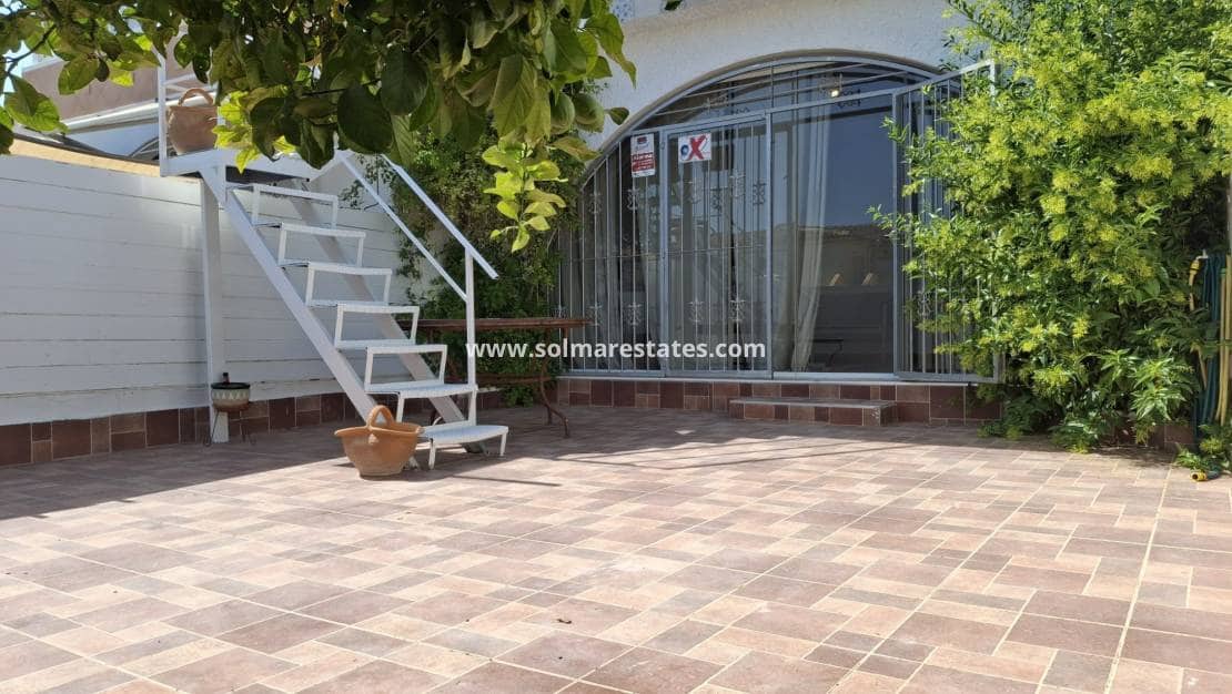2 slaapkamer Bungalow te koop in Playa Flamenca - € 204.000 (Ref: 10030996)
