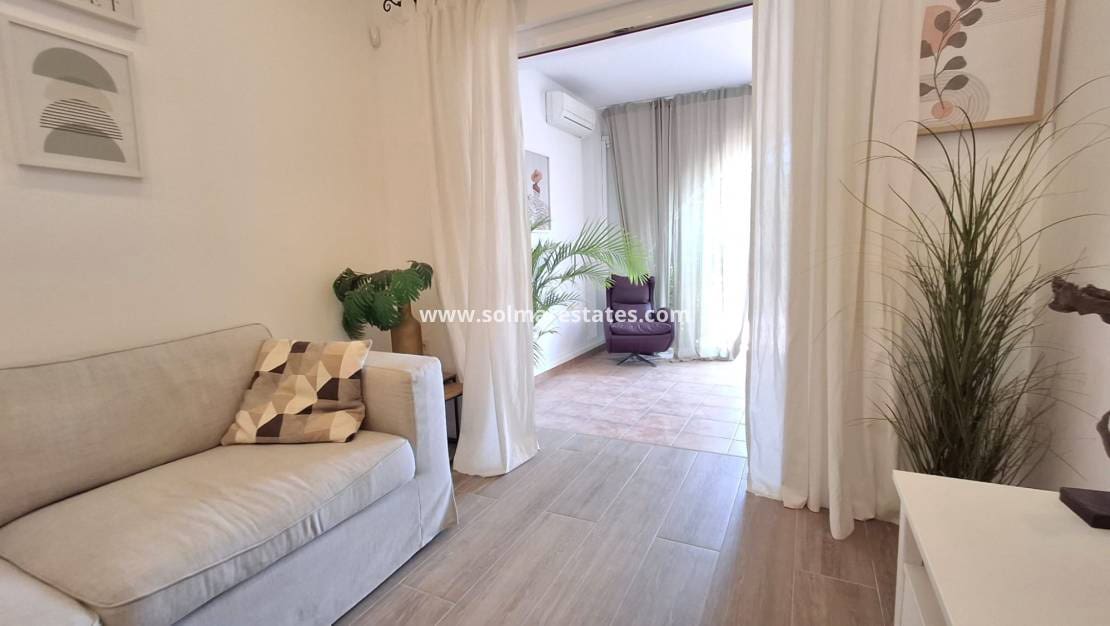 2 slaapkamer Bungalow te koop in Playa Flamenca - € 204.000 (Ref: 10030996)