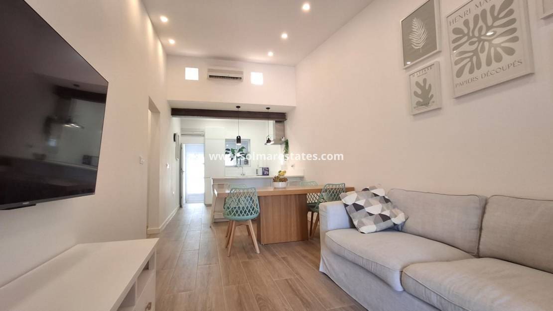 2 slaapkamer Bungalow te koop in Playa Flamenca - € 204.000 (Ref: 10030996)