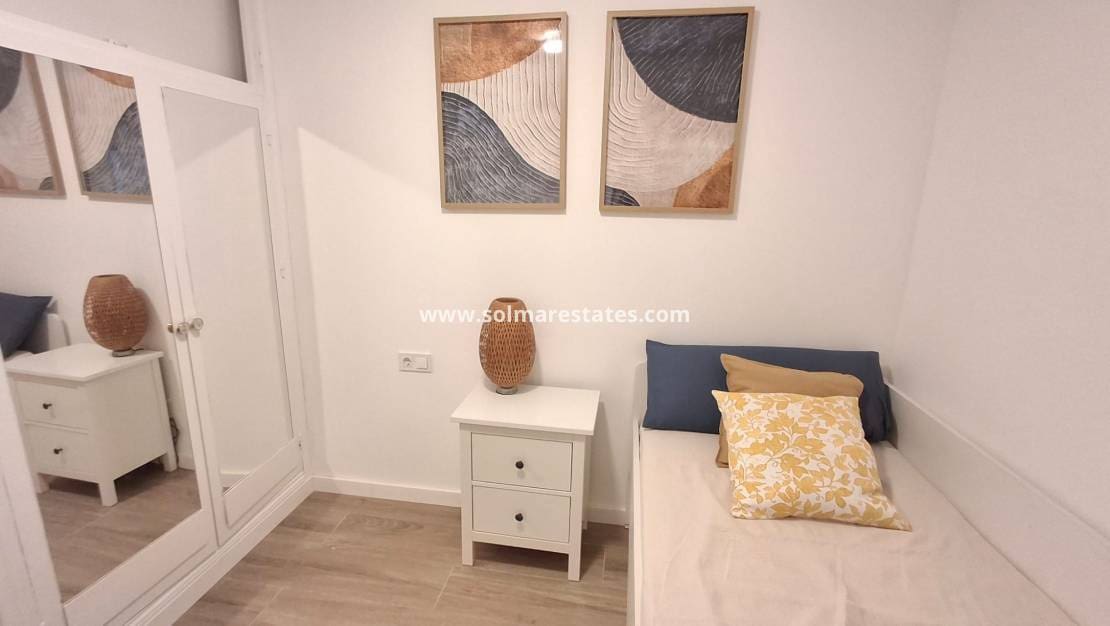 2 slaapkamer Bungalow te koop in Playa Flamenca - € 204.000 (Ref: 10030996)