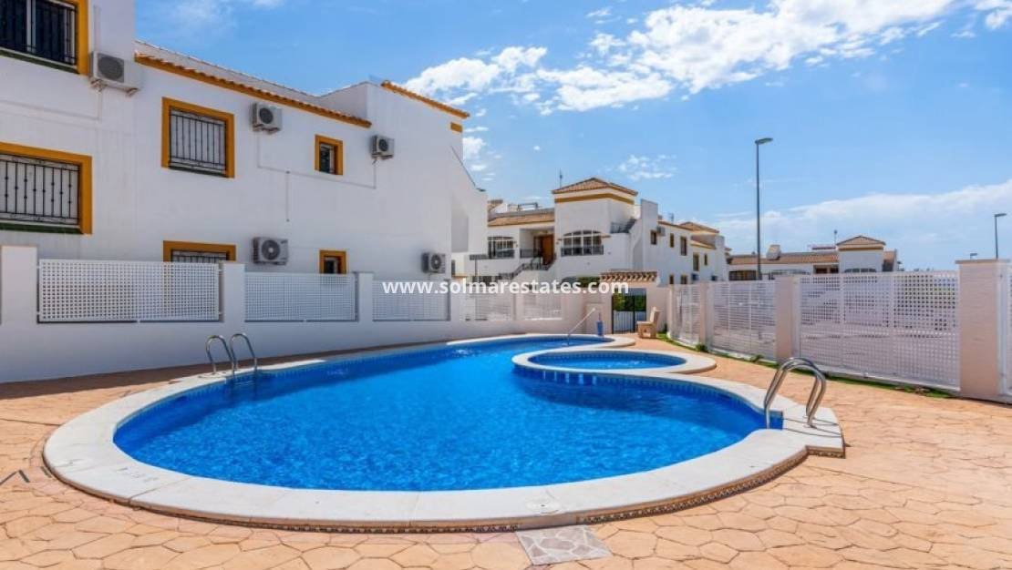 2 chambre Appartement à vendre à Los Montesinos avec piscine - 142 550 € (Ref: 10031254)