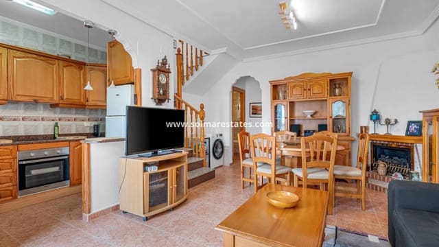 Chalet de 3 habitaciones en Villamartin, Orihuela en venta con piscina - 229.000 € (Ref: 10031255)