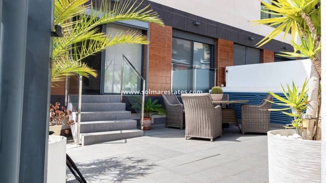 2 soveværelse Lejlighed til salg i Villamartin, Orihuela med swimmingpool - € 269.000 (Ref: 10031256)