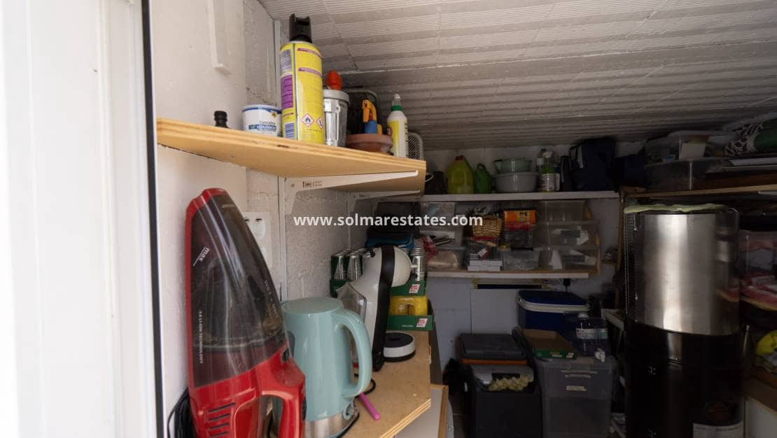 3 bedroom Bungalow for sale in Benimar with pool - € 249,000 (Ref: 10032394)