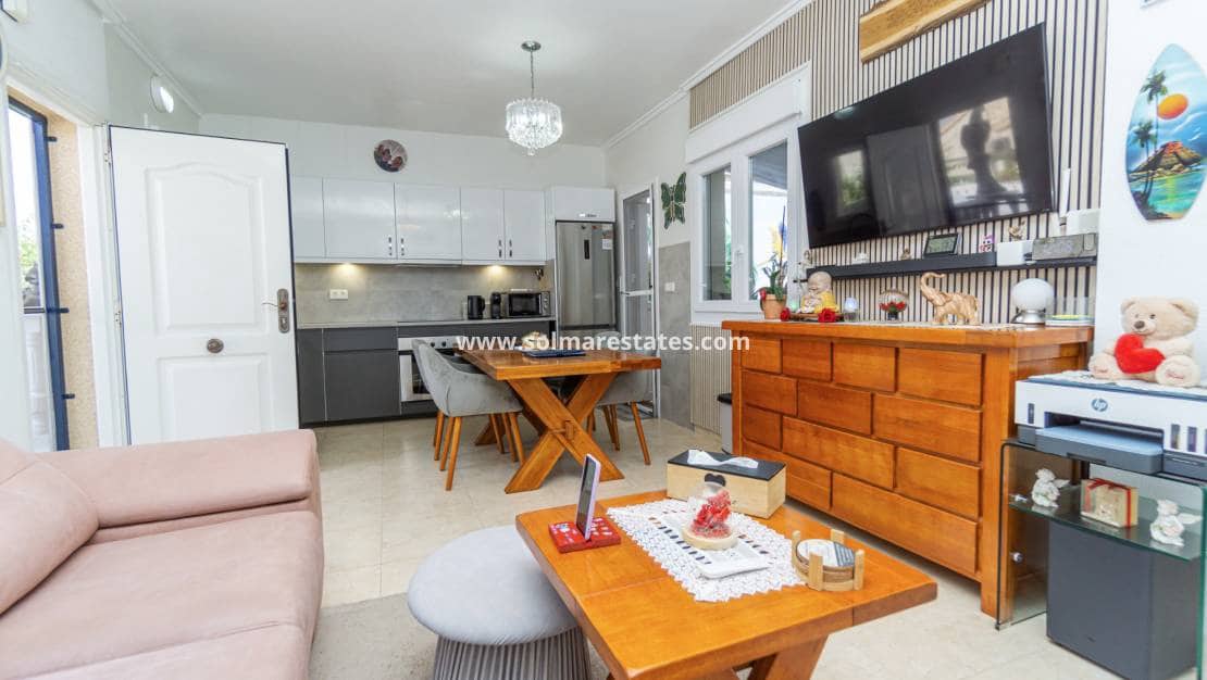 3 bedroom Bungalow for sale in Benimar with pool - € 249,000 (Ref: 10032394)