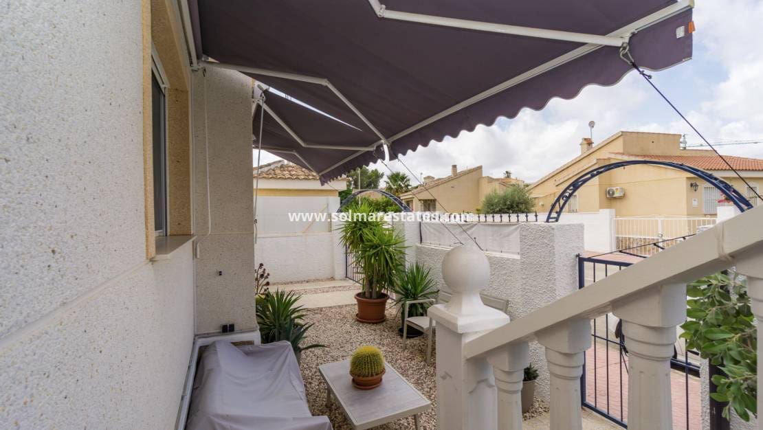 3 bedroom Bungalow for sale in Benimar with pool - € 249,000 (Ref: 10032394)