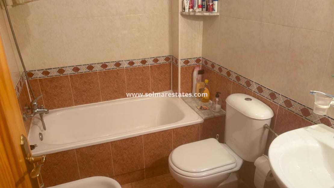 Casa de 2 habitaciones en Algorfa en venta con piscina - 139.950 € (Ref: 10034626)