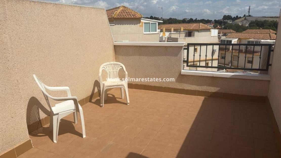 Casa de 2 habitaciones en Algorfa en venta con piscina - 139.950 € (Ref: 10034626)