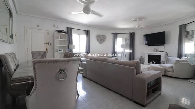 4 slaapkamer Villa te koop in Benimar, Benijófar met zwembad - € 390.000 (Ref: 10036252)