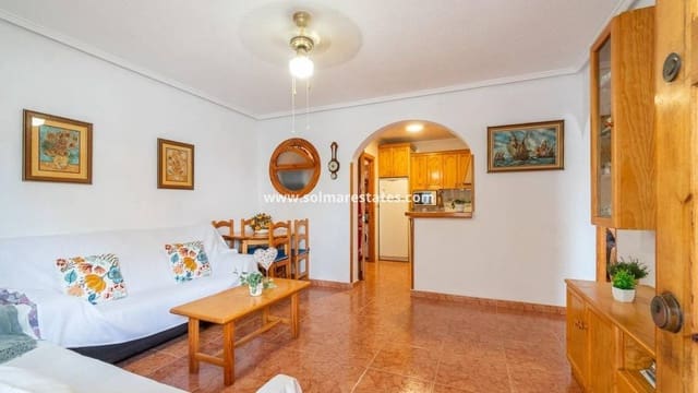 5 bedroom Townhouse for sale in Playa Flamenca, Orihuela with pool - € 240,000 (Ref: 10036253)