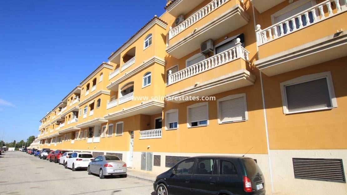 2 sovrum Lägenhet till salu i Formentera del Segura med pool garage - 129 000 € (Ref: 10039143)