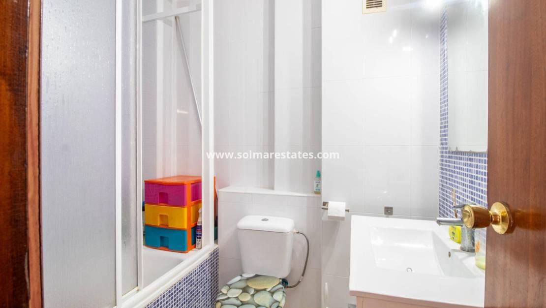 1 soverom Leilighet til salgs i Cabo Roig - € 125 000 (Ref: 10039144)