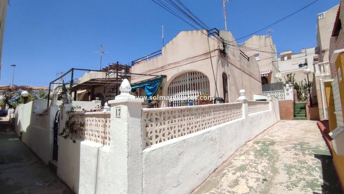 2 bedroom Bungalow for sale in Los Balcones with pool - € 130,000 (Ref: 10039314)