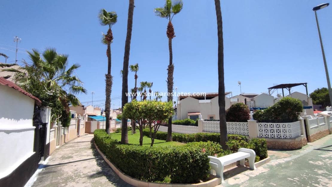 2 bedroom Bungalow for sale in Los Balcones with pool - € 130,000 (Ref: 10039314)