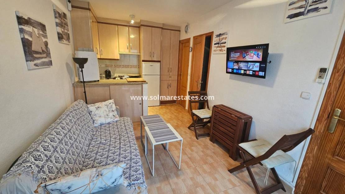 2 bedroom Apartment for sale in Los Balcones with pool - € 115,000 (Ref: 10040250)