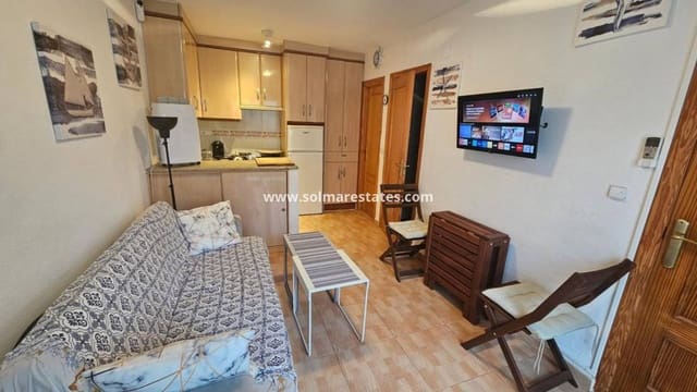 Apartamento de 2 habitaciones en Los Balcones en venta con piscina - 115.000 € (Ref: 10040250)