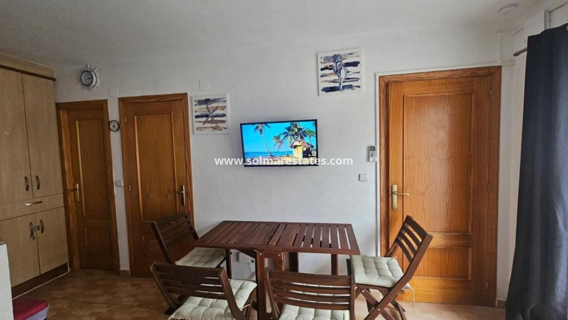 2 bedroom Apartment for sale in Los Balcones with pool - € 115,000 (Ref: 10040250)