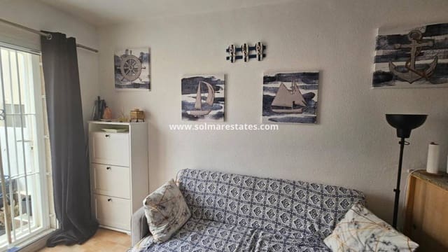 Apartamento de 2 habitaciones en Los Balcones en venta con piscina - 115.000 € (Ref: 10040250)