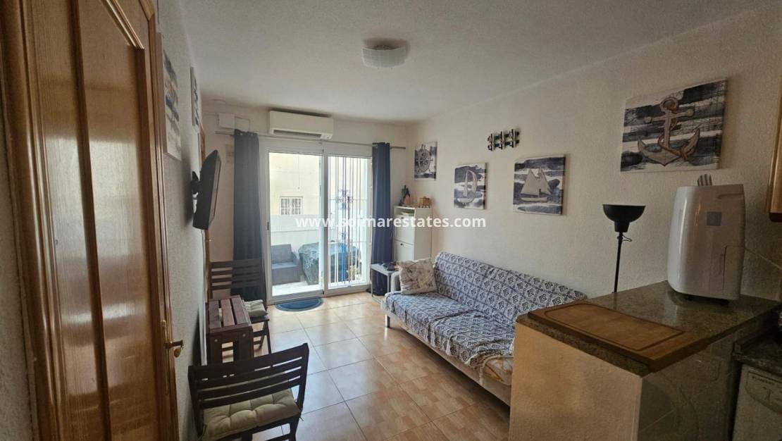 2 bedroom Apartment for sale in Los Balcones with pool - € 115,000 (Ref: 10040250)