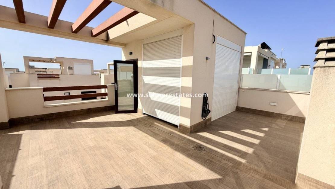 3 Zimmer Doppelhaus zu verkaufen in Dona Pepa mit Pool - 472.000 € (Ref: 10042000)