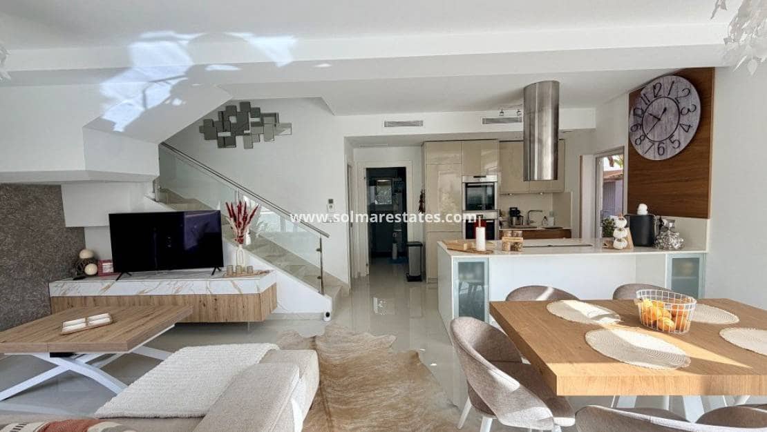 3 Zimmer Doppelhaus zu verkaufen in Dona Pepa mit Pool - 472.000 € (Ref: 10042000)