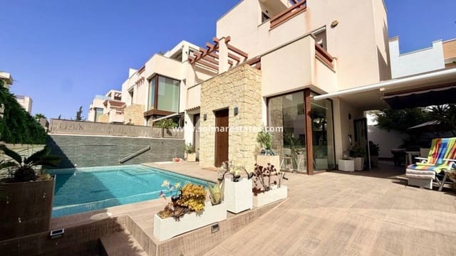 3 quarto Moradia Geminada para venda em Doña Pepa, Rojales - 472 000 € (Ref: 10042000)