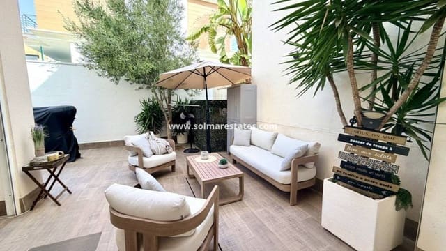 3 quarto Moradia Geminada para venda em Doña Pepa, Rojales - 472 000 € (Ref: 10042000)