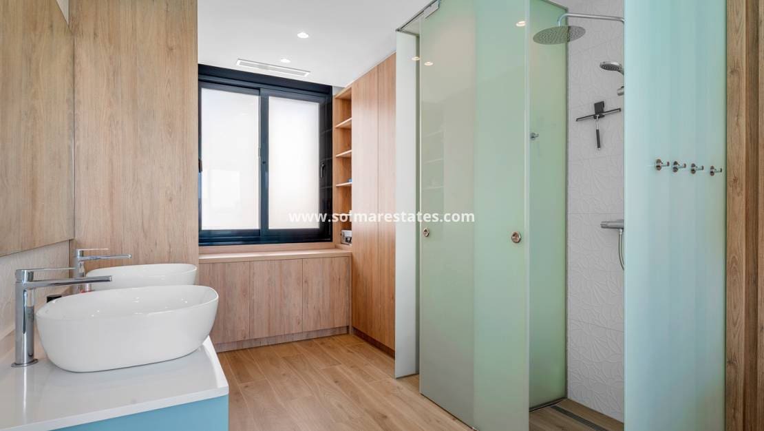 3 camera da letto Villa in vendita in Benijofar con piscina - 599.000 € (Rif: 10042001)
