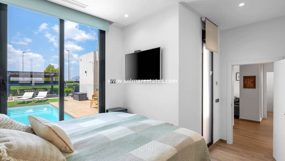 3 camera da letto Villa in vendita in Benijofar con piscina - 599.000 € (Rif: 10042001)