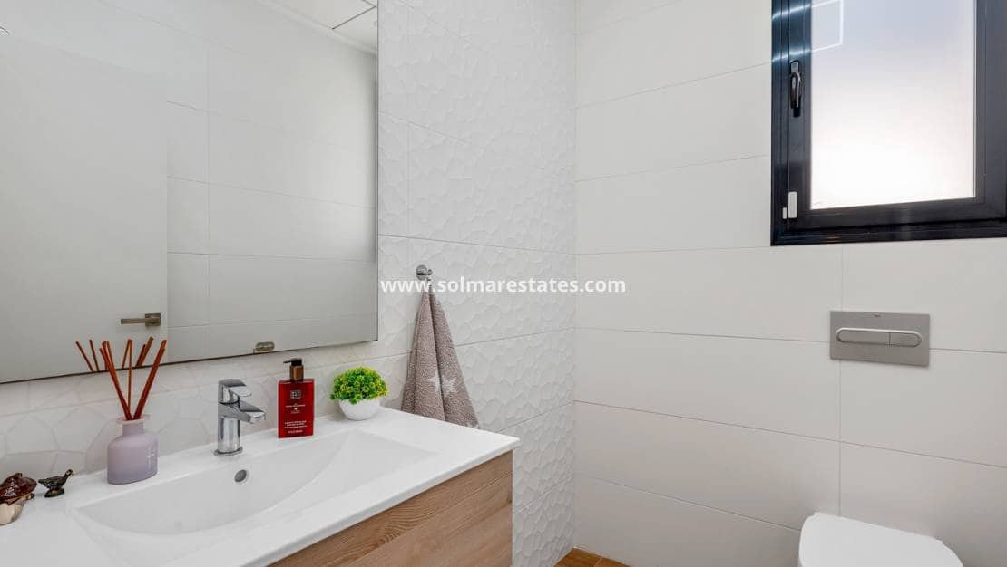 3 camera da letto Villa in vendita in Benijofar con piscina - 599.000 € (Rif: 10042001)
