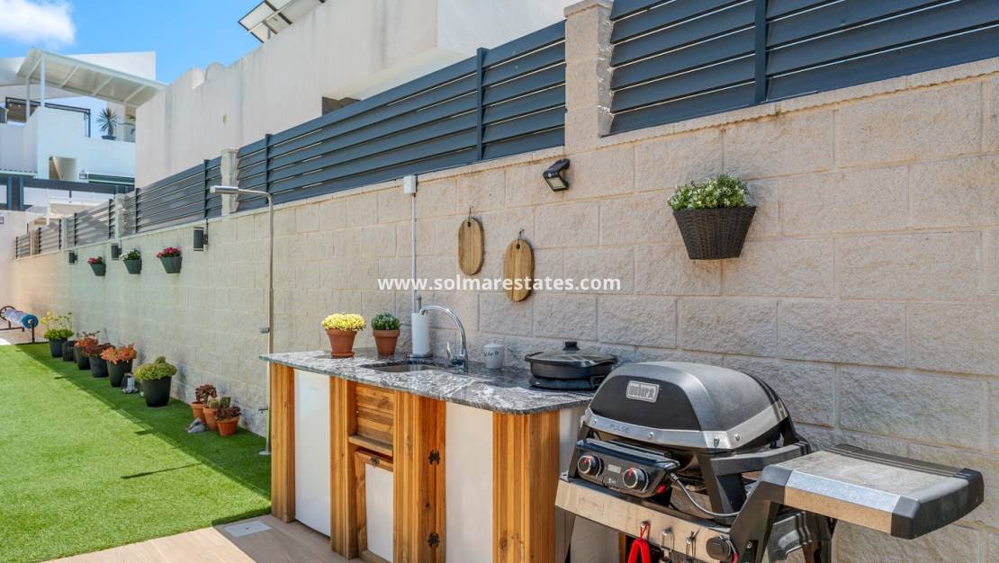 3 camera da letto Villa in vendita in Benijofar con piscina - 599.000 € (Rif: 10042001)