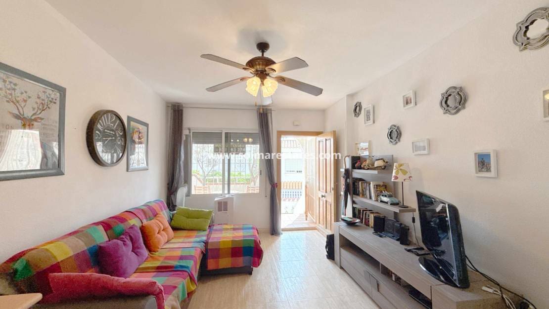 1 soveværelse Lejlighed til salg i Cabo Roig med swimmingpool - € 149.950 (Ref: 10042003)
