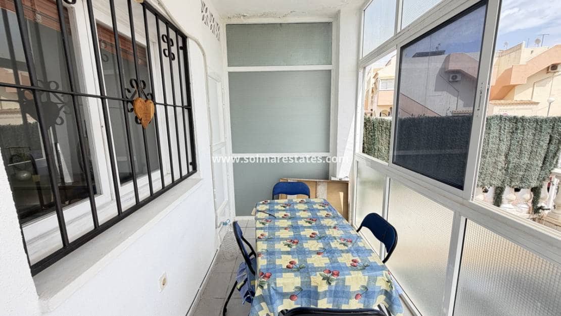 Apartamento de 2 habitaciones en La Florida en venta con piscina - 139.995 € (Ref: 10042004)