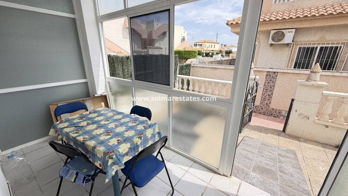 Apartamento de 2 habitaciones en La Florida en venta con piscina - 139.995 € (Ref: 10042004)