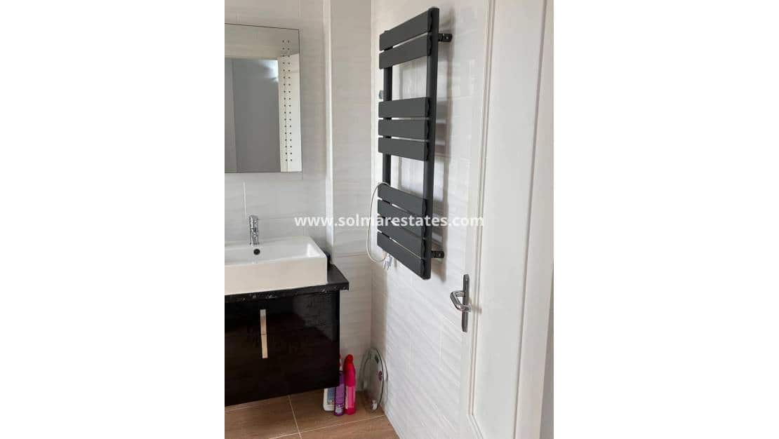 2 chambre Maison de Ville à vendre à Cabo Roig avec piscine - 269 000 € (Ref: 10042005)