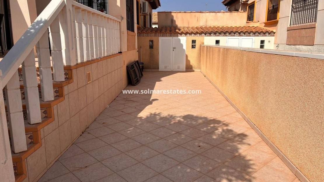 2 chambre Maison de Ville à vendre à Cabo Roig avec piscine - 269 000 € (Ref: 10042005)