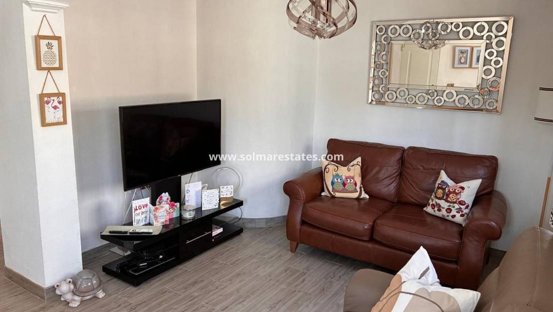 2 chambre Maison de Ville à vendre à Cabo Roig avec piscine - 269 000 € (Ref: 10042005)