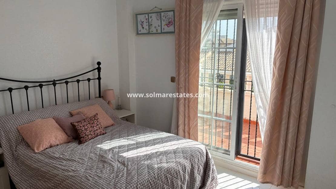 2 chambre Maison de Ville à vendre à Cabo Roig avec piscine - 269 000 € (Ref: 10042005)