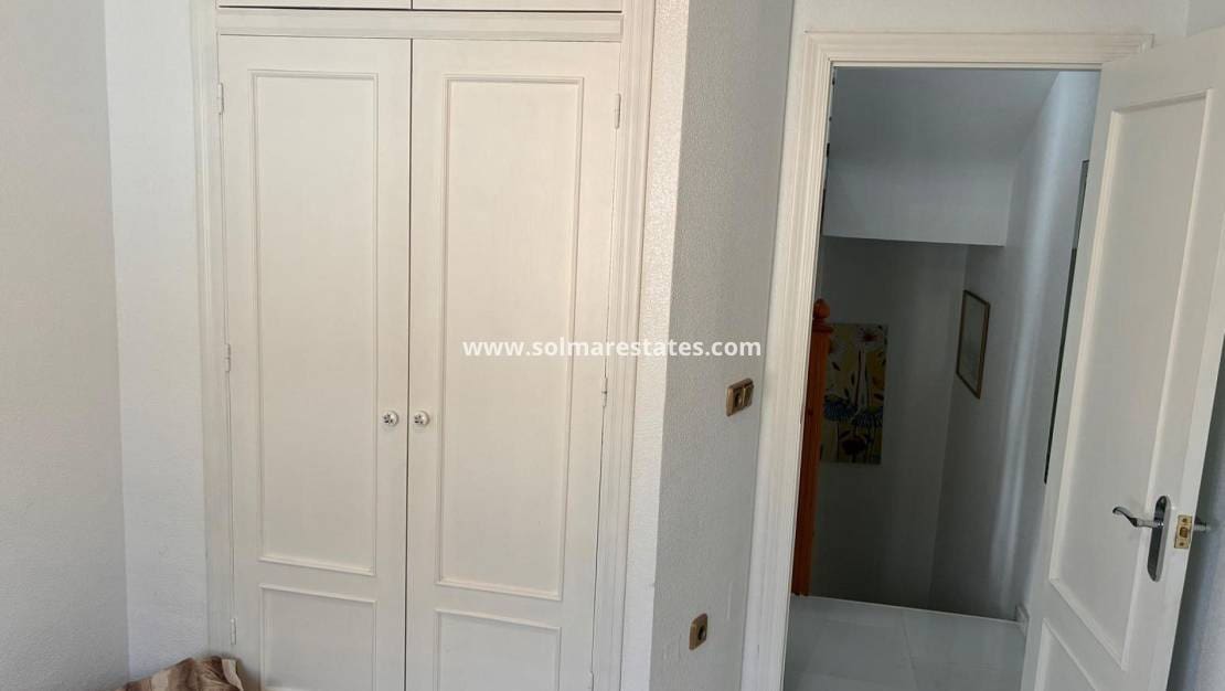 2 chambre Maison de Ville à vendre à Cabo Roig avec piscine - 269 000 € (Ref: 10042005)